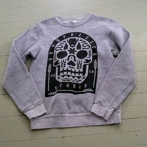 Hardpressed skull sweater